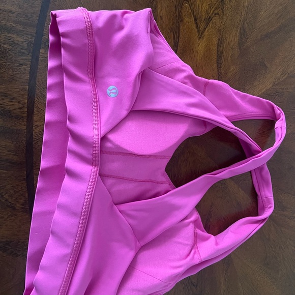 Lululemon envital sports bra Sonic pink sz 8, D cup medium support - Picture 7 of 8